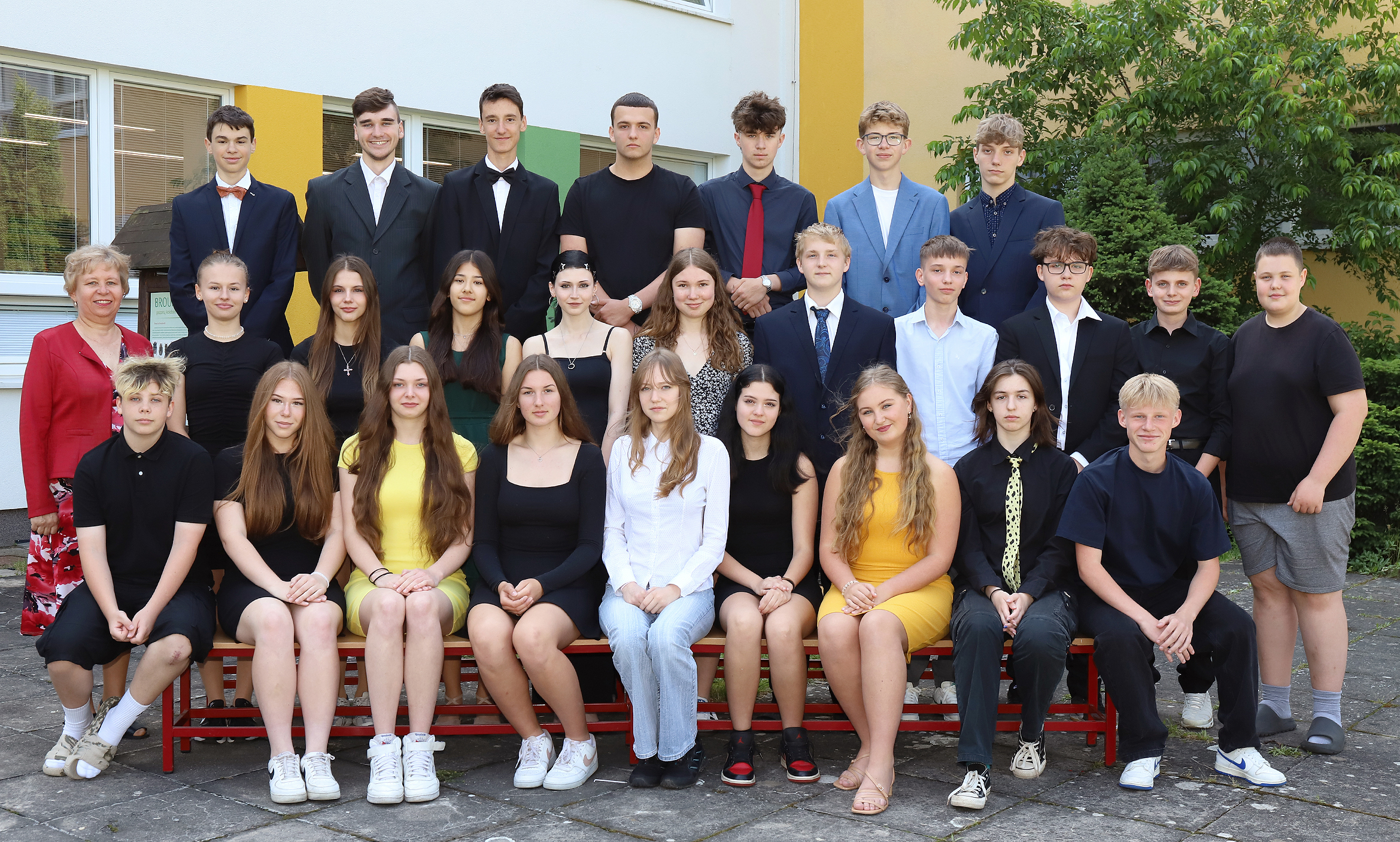 Absolventi IX.A