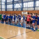 Žáci na turnaji ve vybíjené
