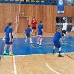 Žáci na turnaji ve vybíjené