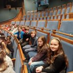 Žáci v divadle loutek