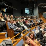 Žáci v divadle loutek